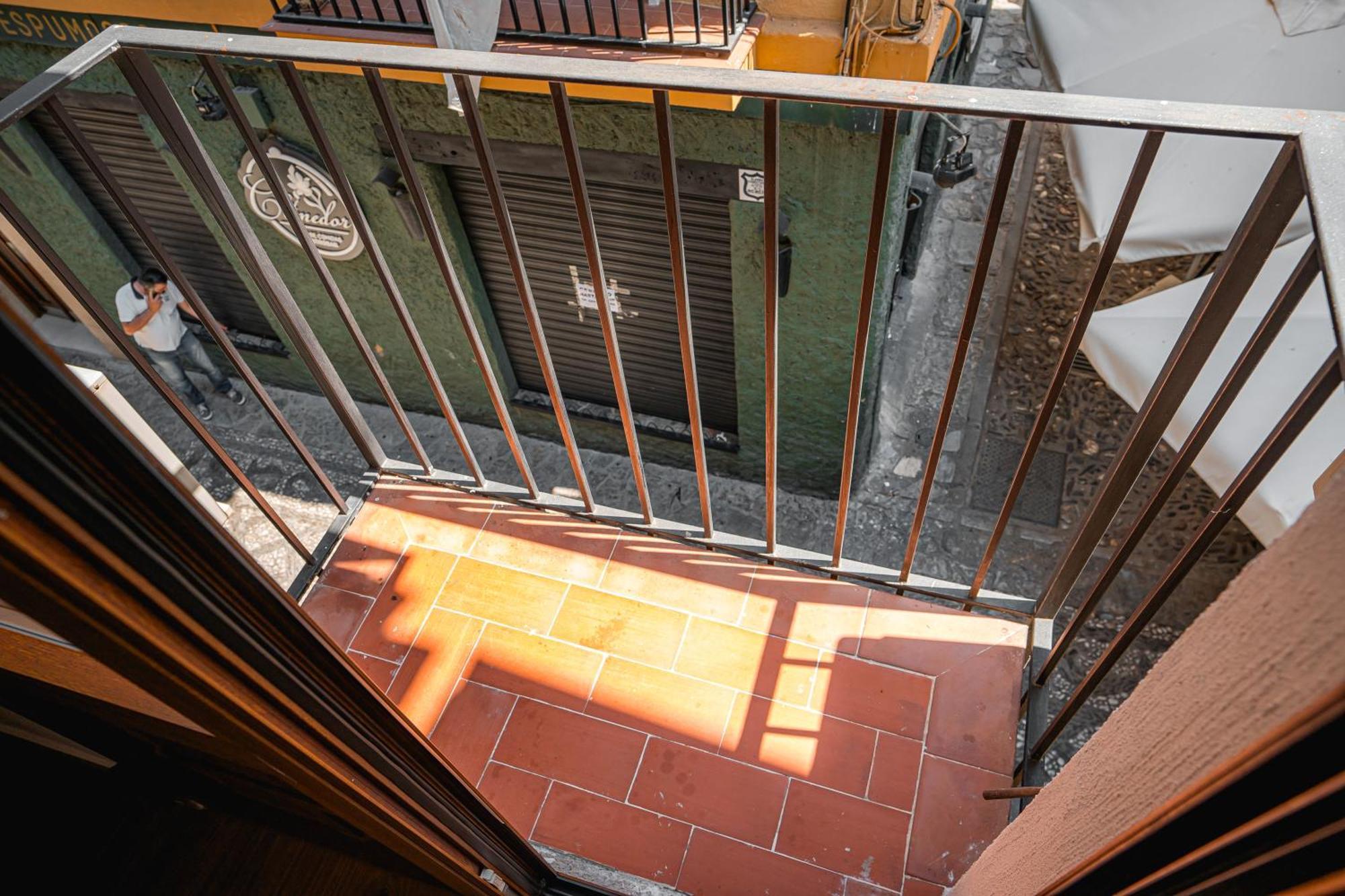 Apartamento La Tana Centro 2 Гранада Екстериор снимка